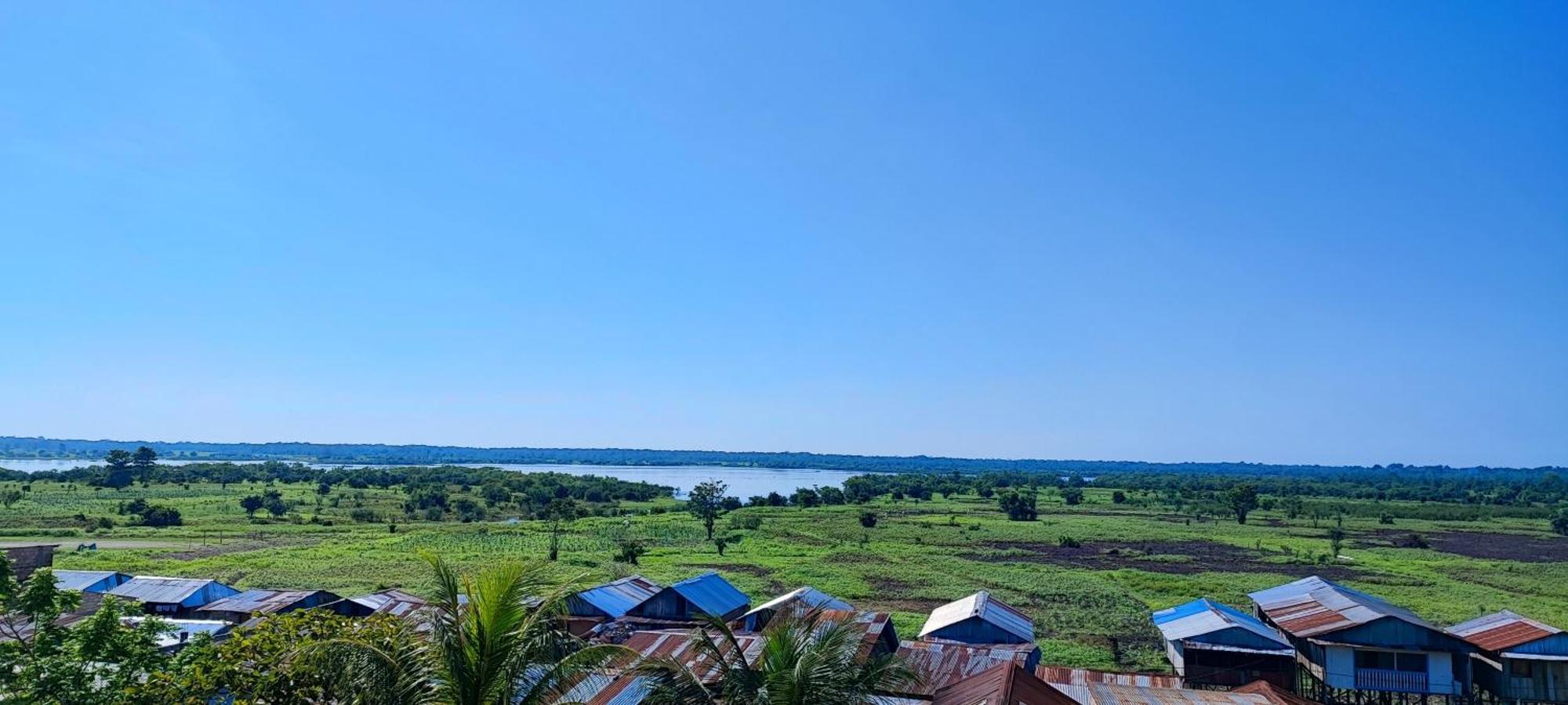 Flying Dog Hostel Iquitos Eksteriør bilde
